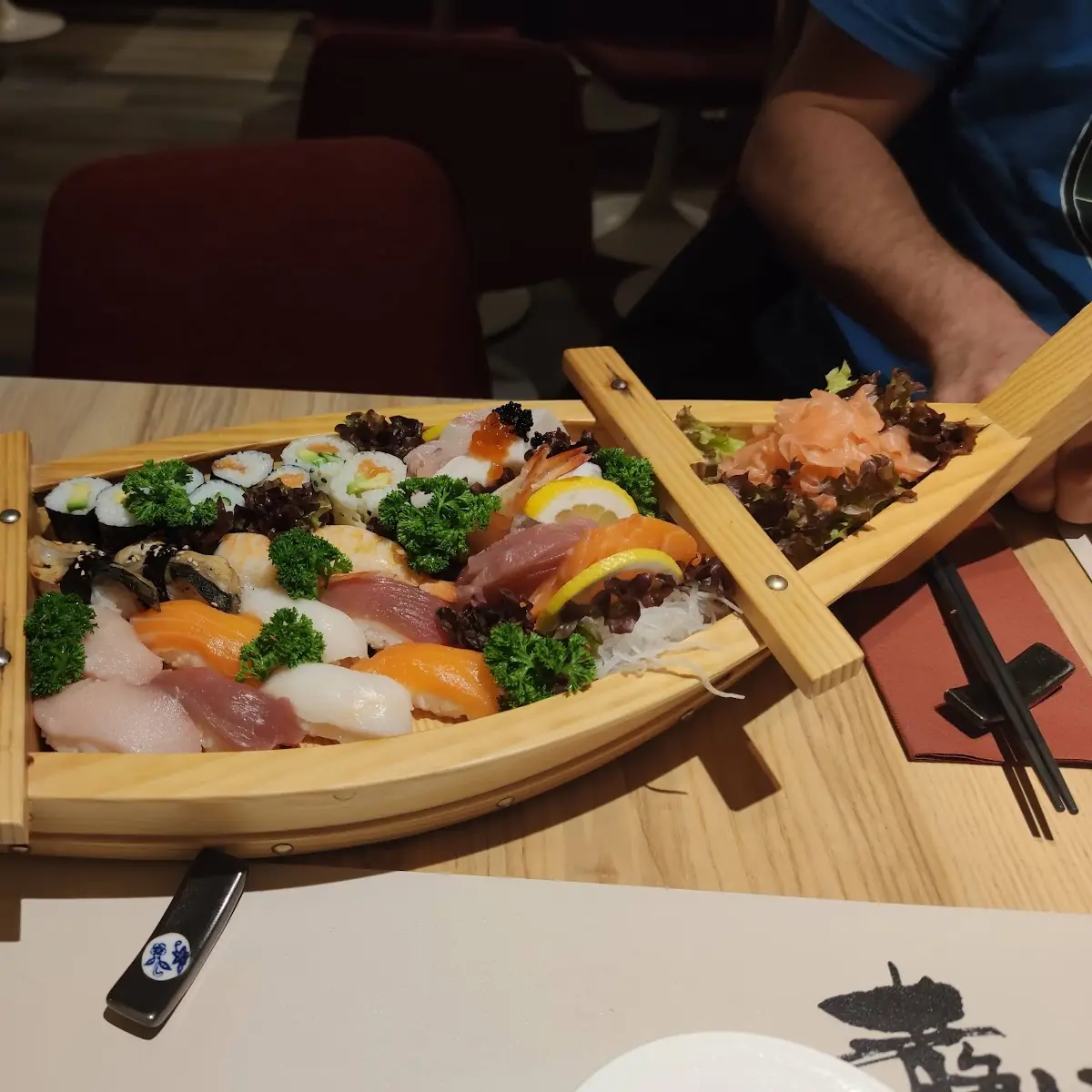 Sushi-schiff