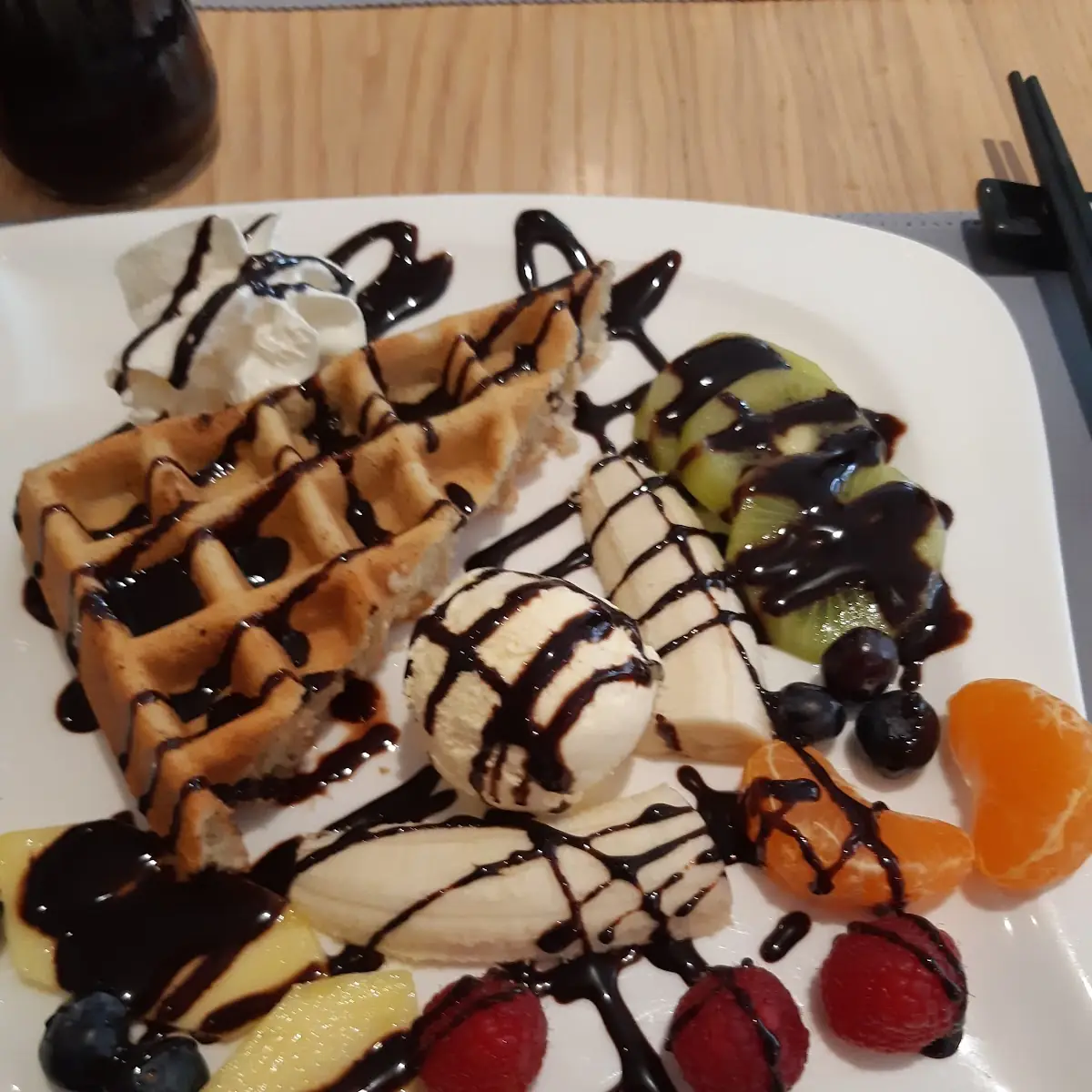 Waffeln M Vanilleeis U Banane