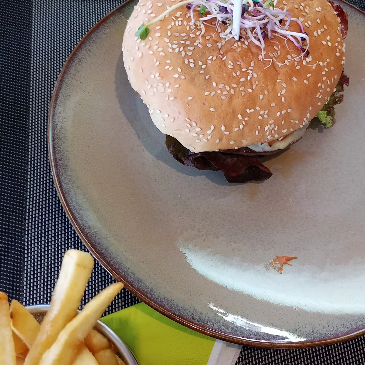 M1-burger