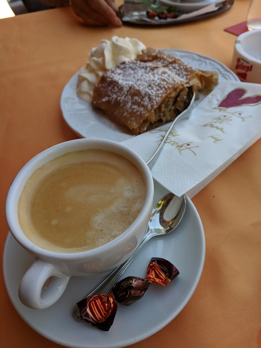 Apfelstrudel