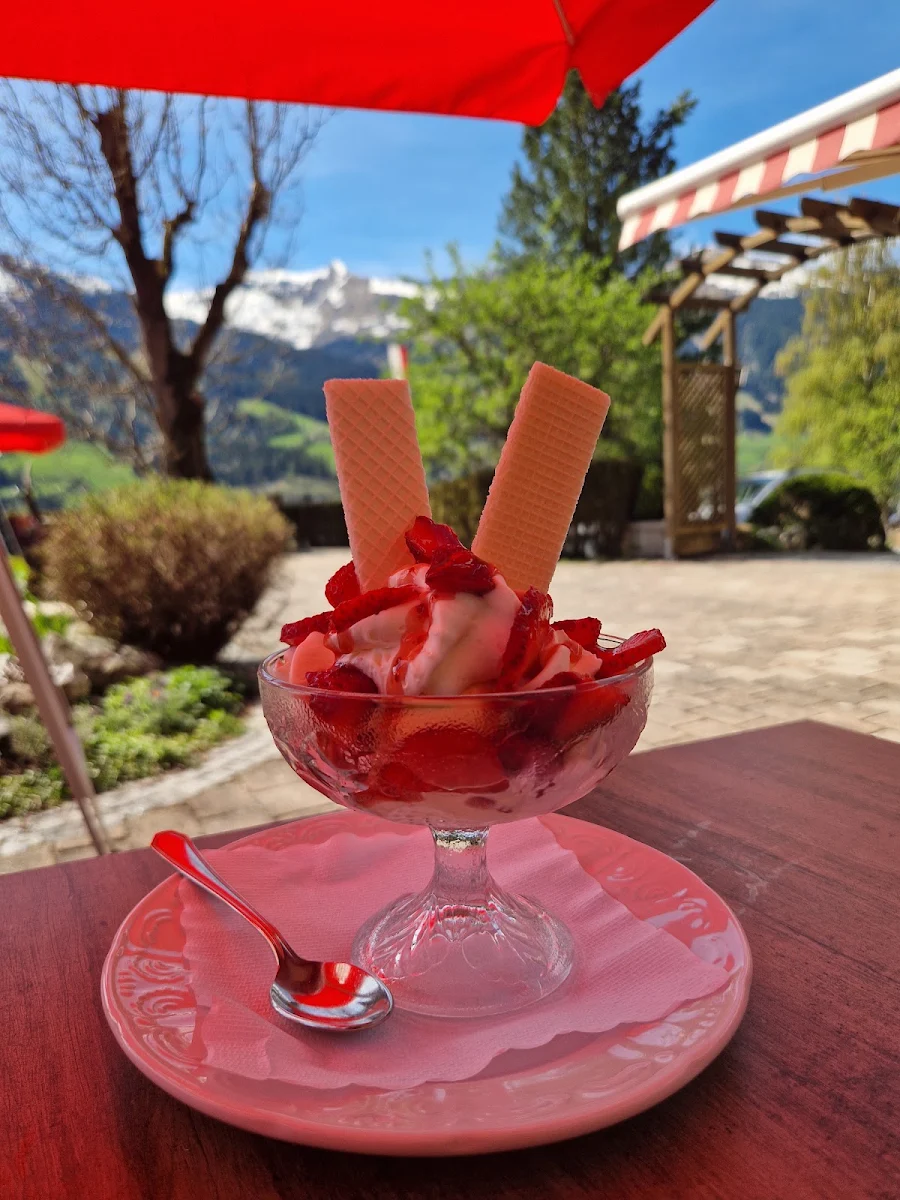 Erdbeerbecher