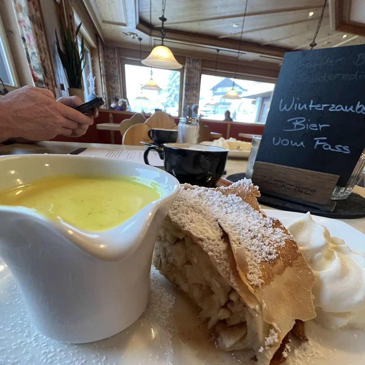 Apfelstrudel