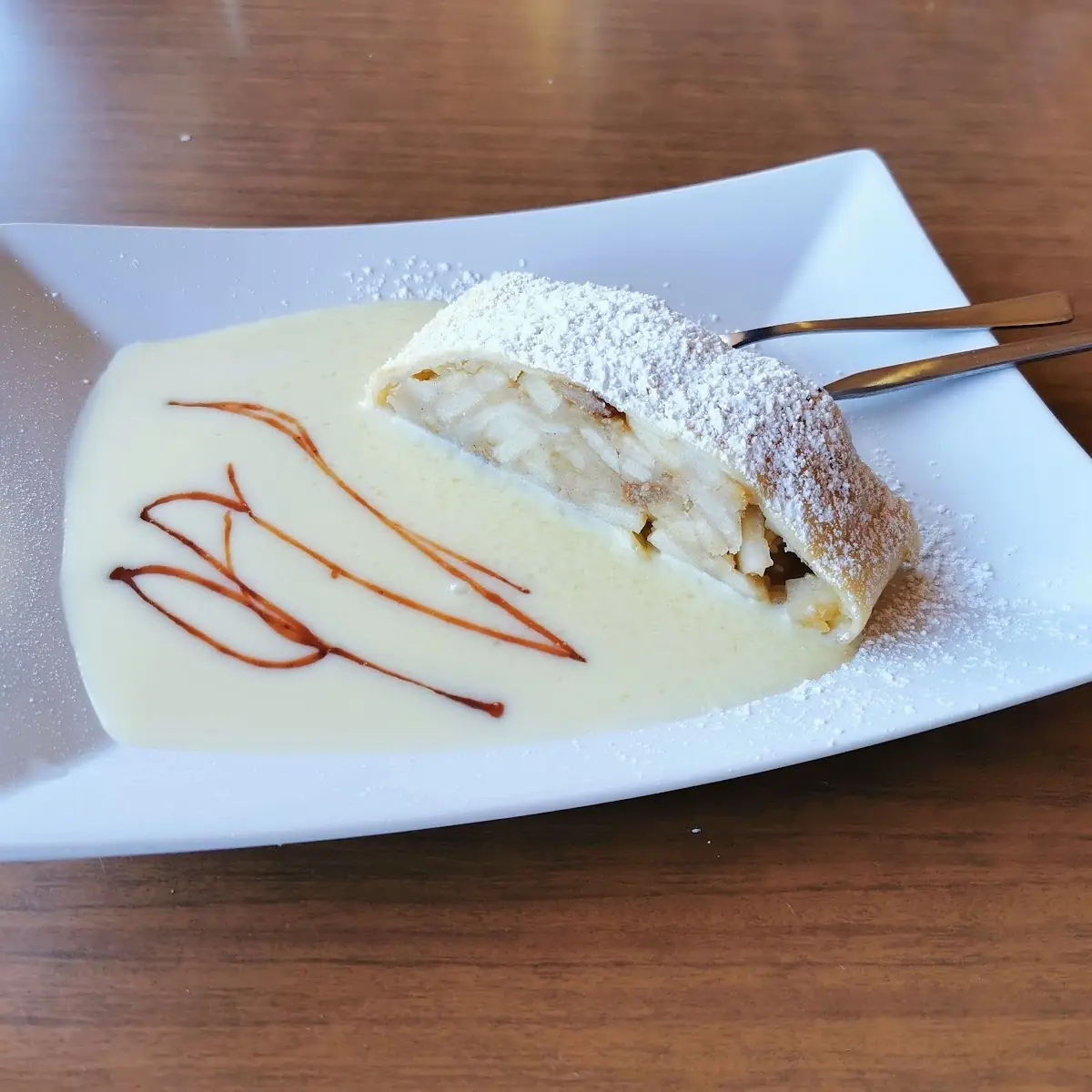 Apfelstrudel Strudel Di Mele