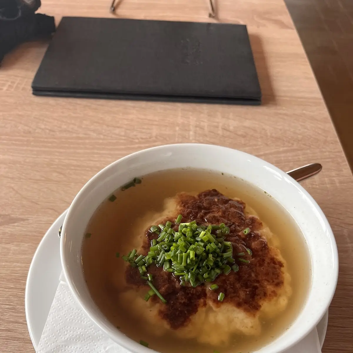 Kaspressknödelsuppe