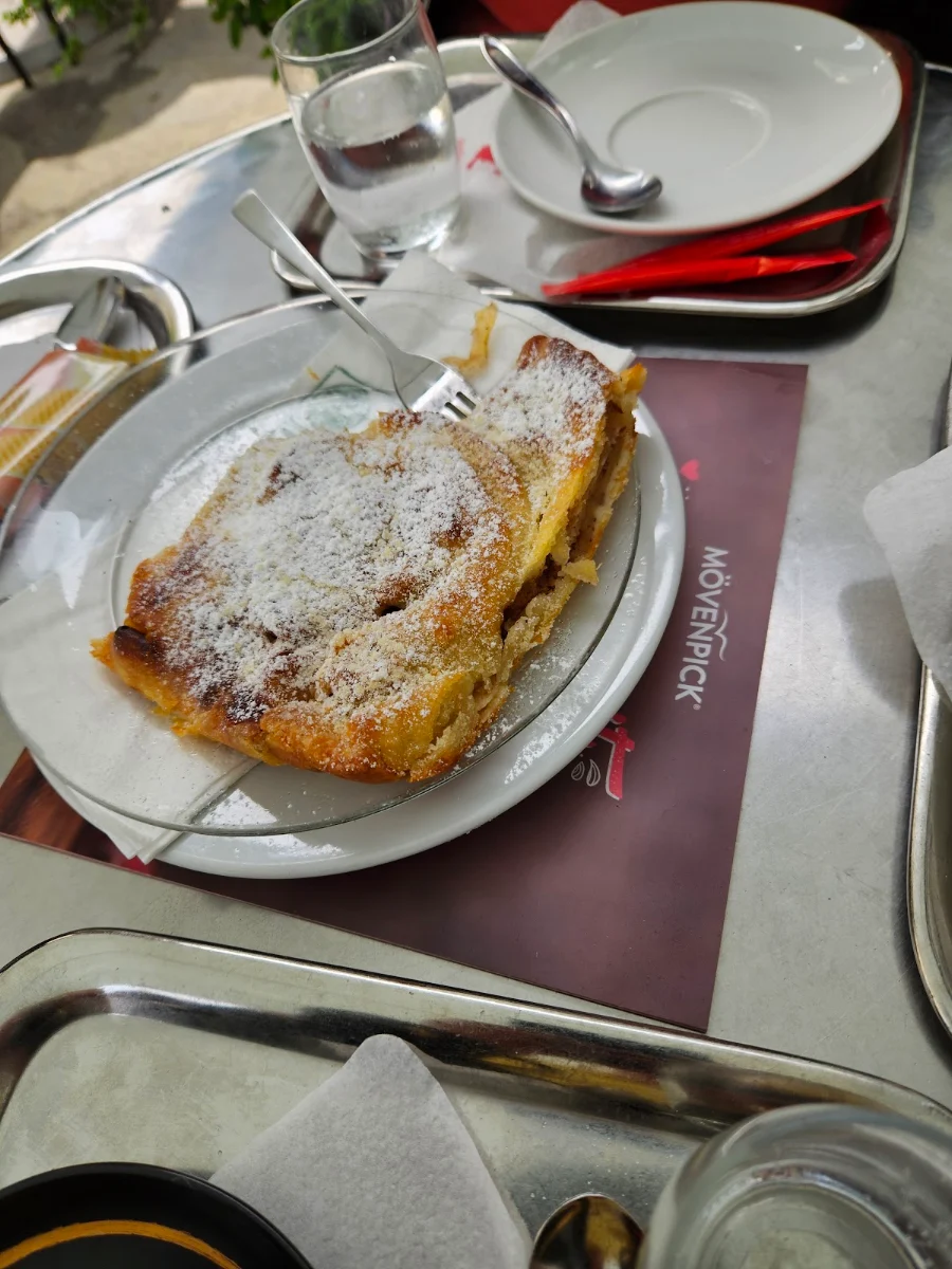 Apfelstrudel