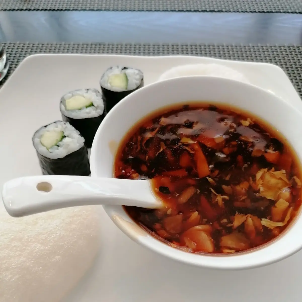 Sushi Und Suppe
