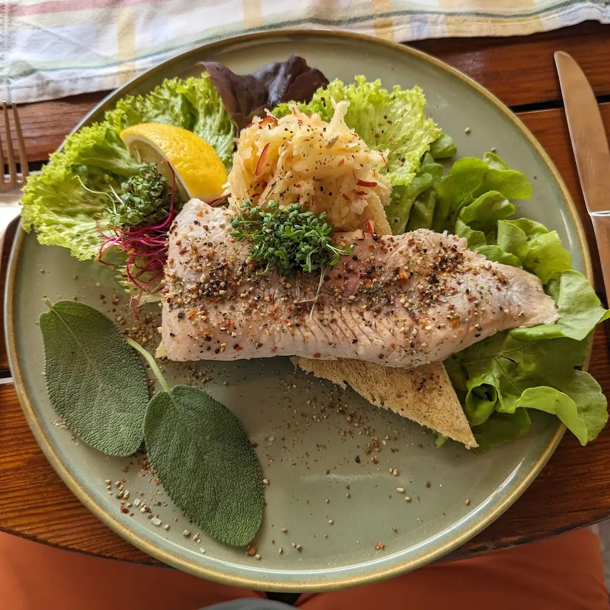 Hausgebeiztes Saiblingsfilet