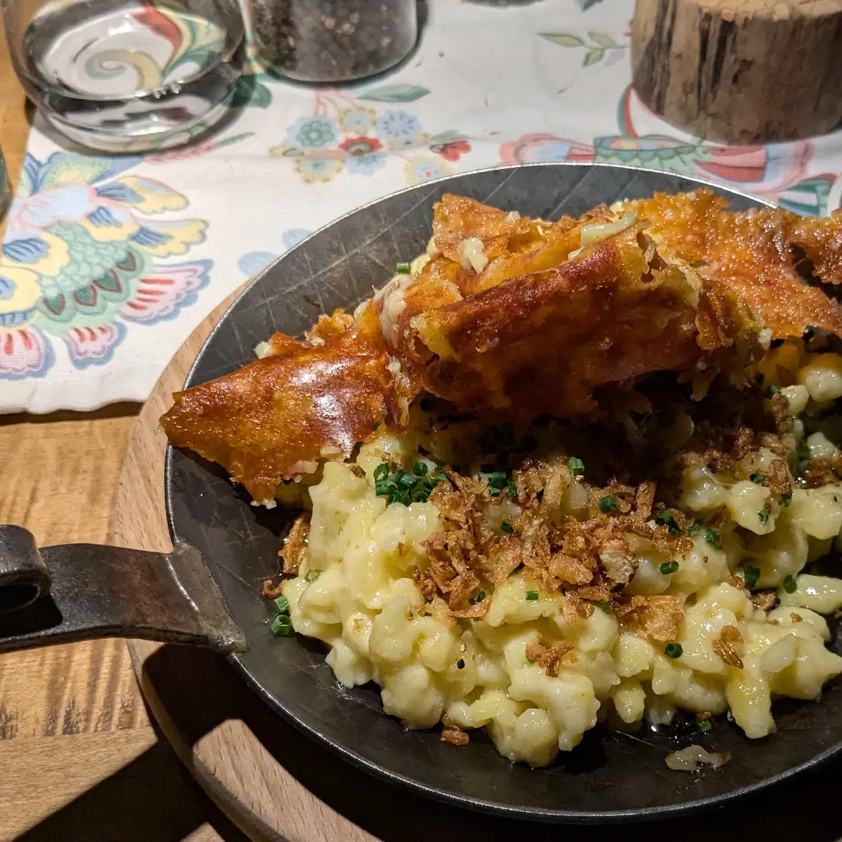 Käsespätzle Mit Käsekruste