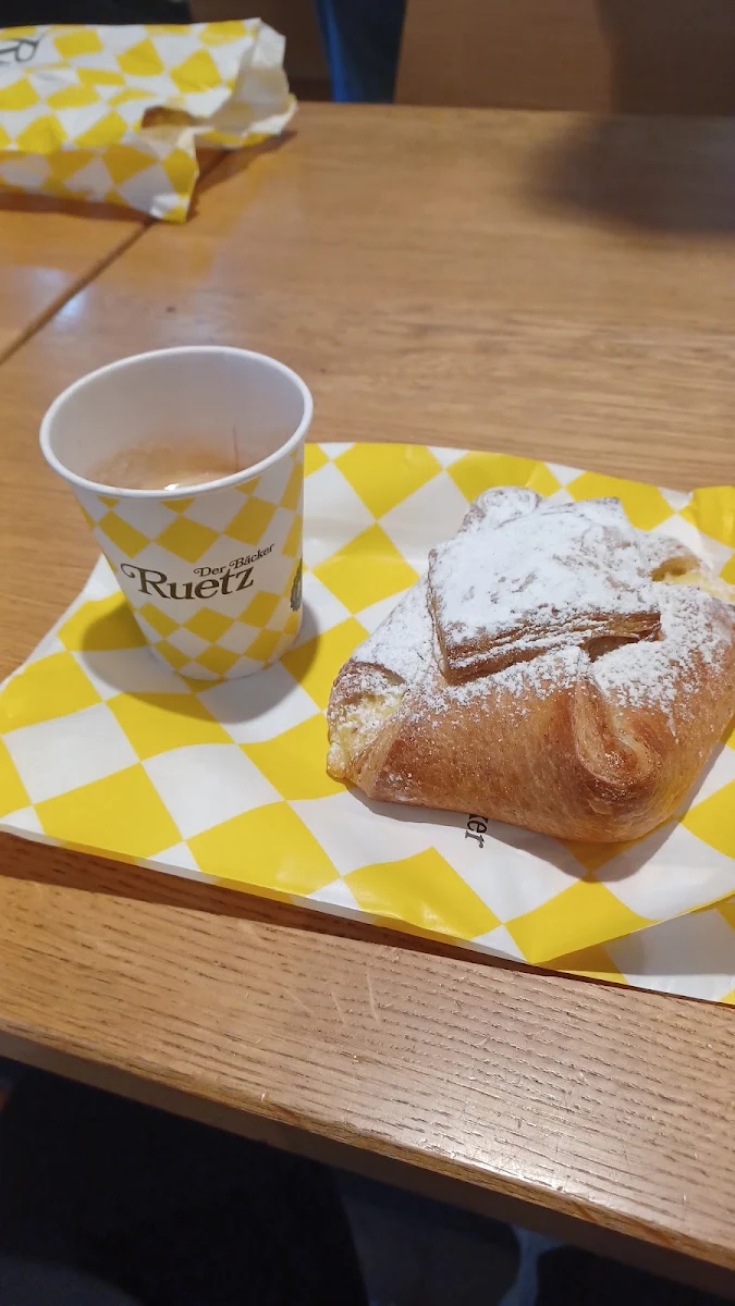 Black Coffe with Croissant
