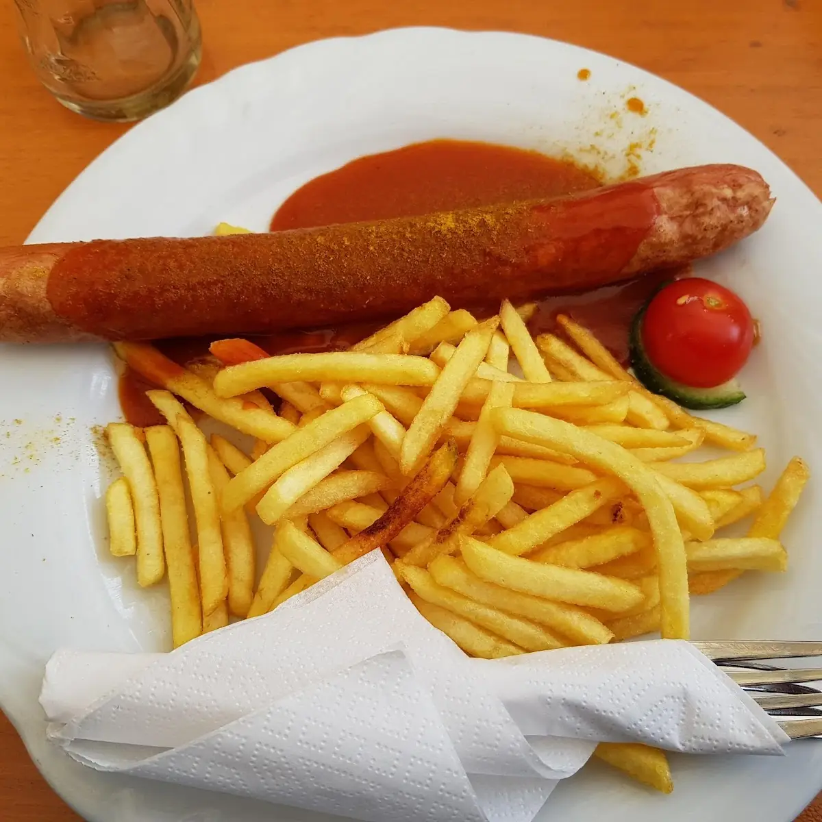 Curryworst Met Pommes