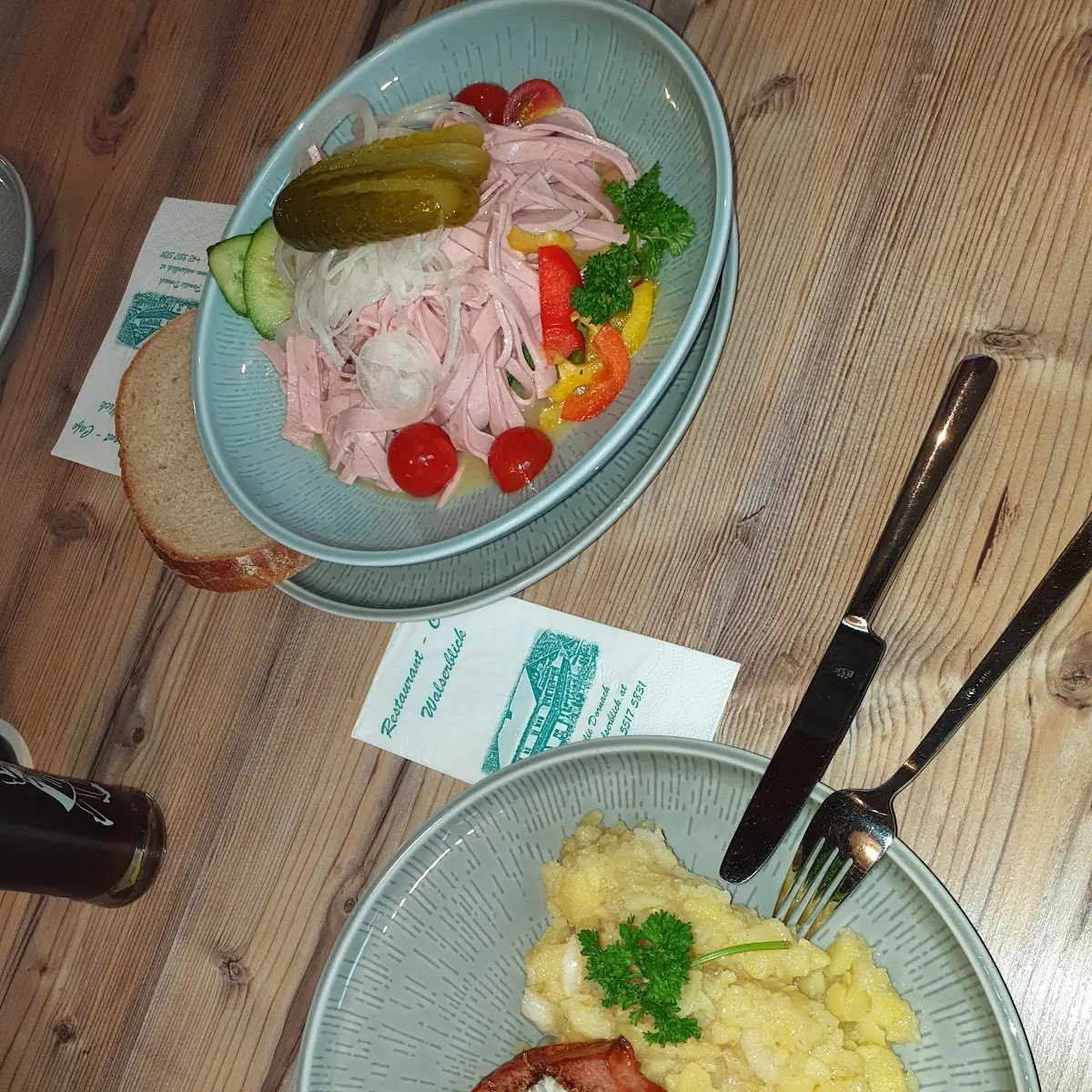 Leberkäse Und Wurstsalat