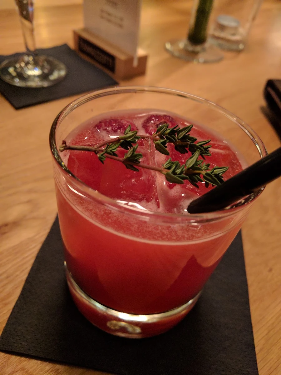 Raspberry Thyme Smash