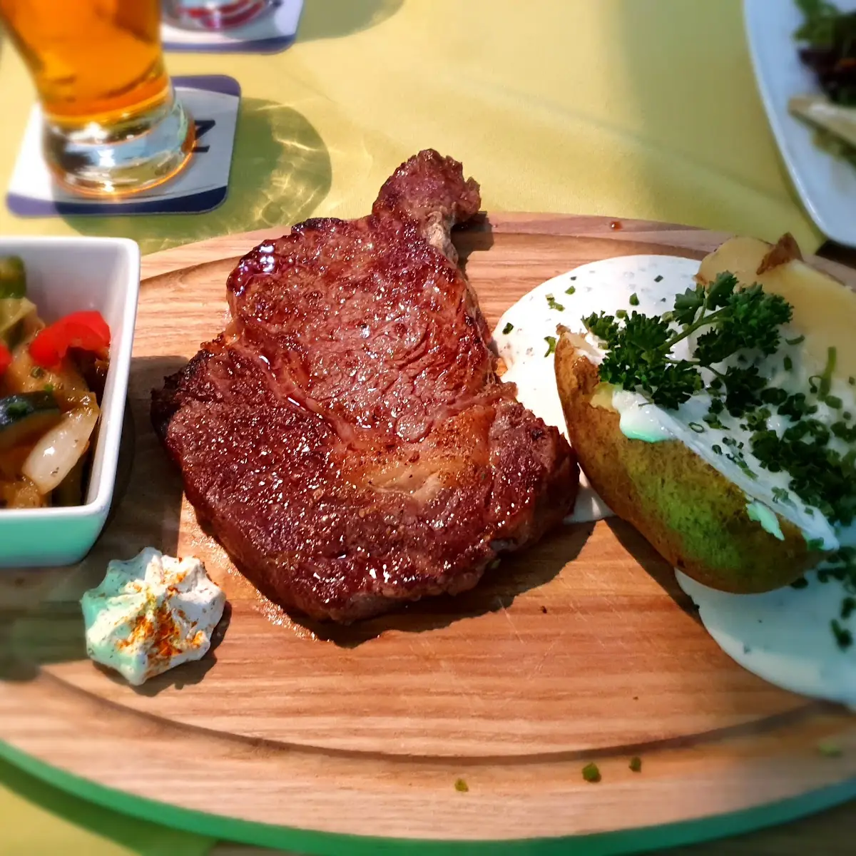 Steak, KIWI Restaurant