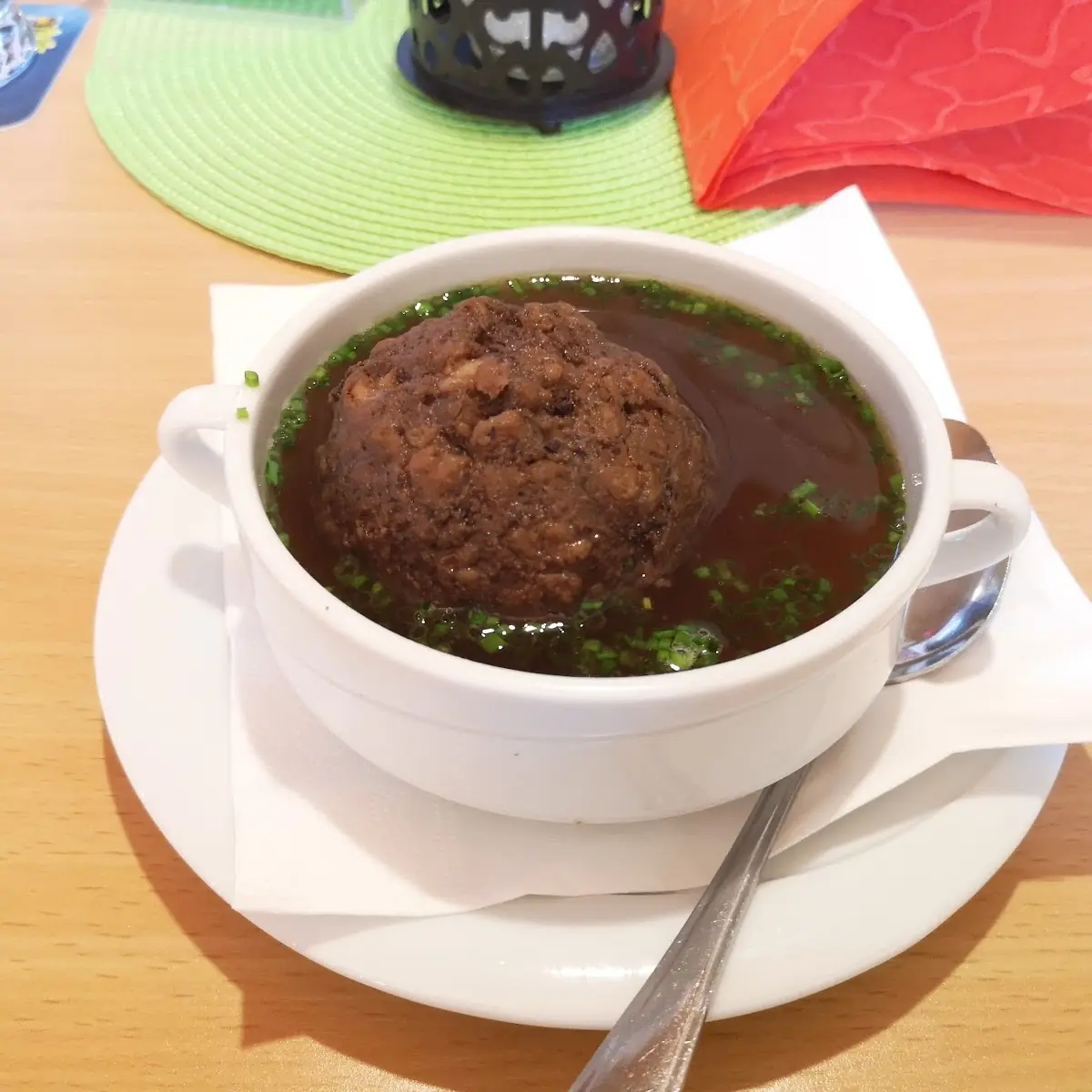 Leberknödelsuppe