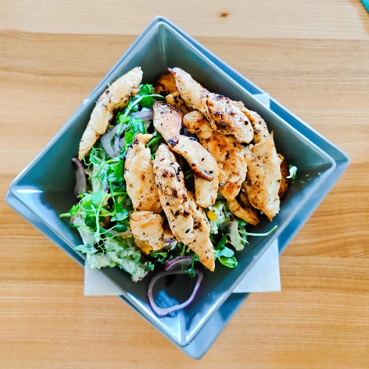 Gemischter Salat Mit Hühnerstreifen