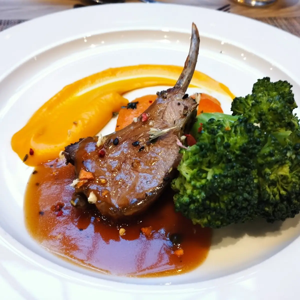 Lammschulter Mit Gemüse