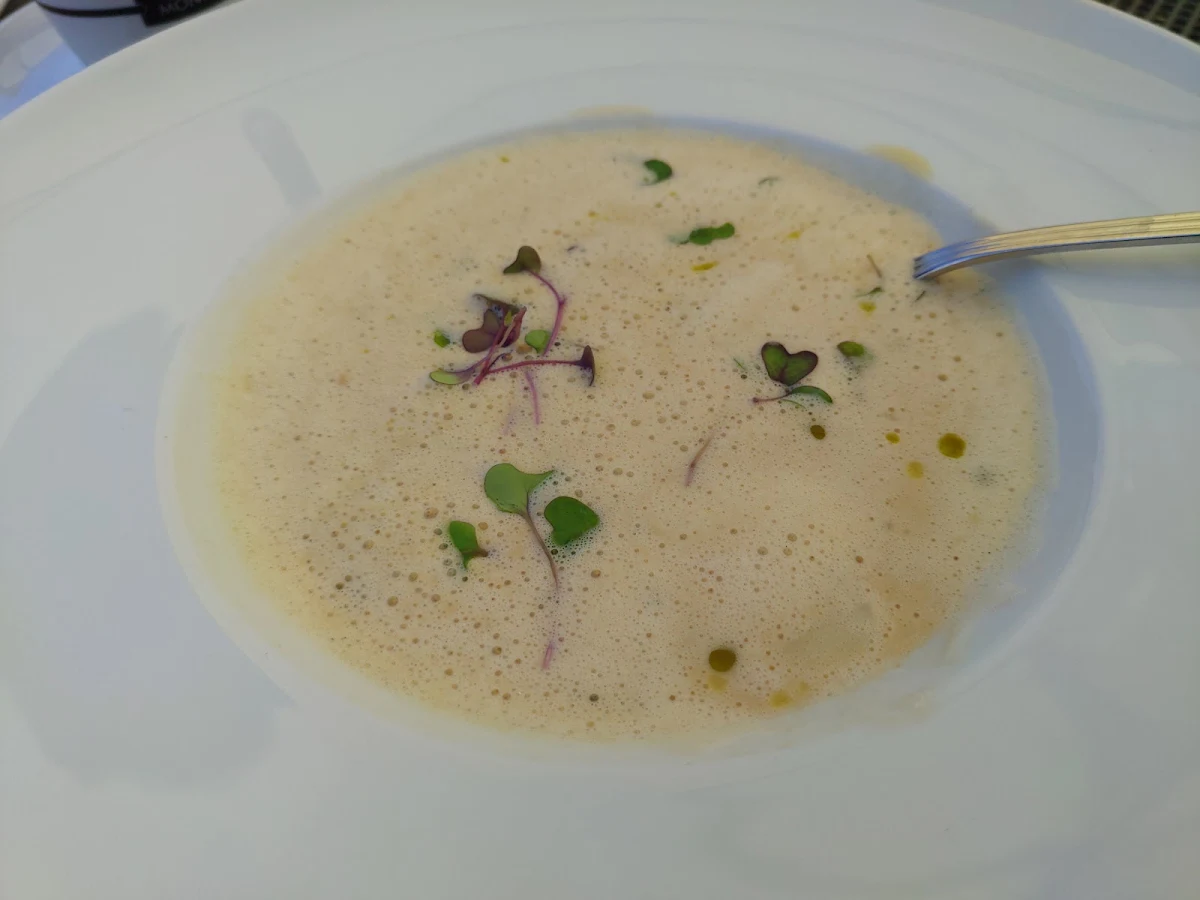 Spargelsuppe Mit Räucherlachs