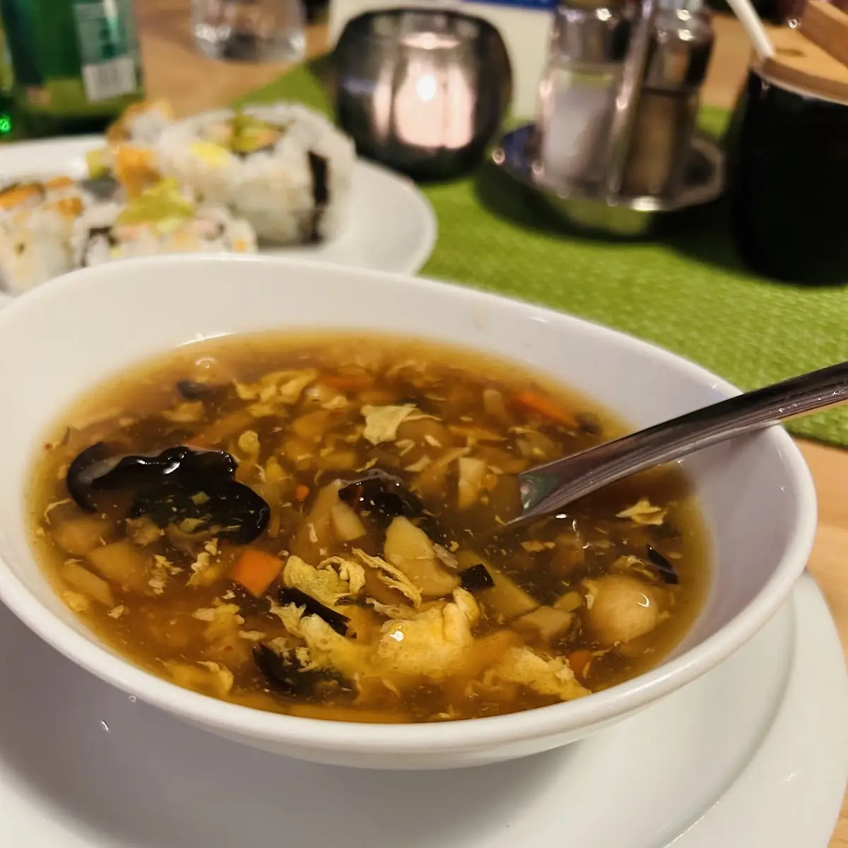 Pikant-säuerliche Suppe A C F N