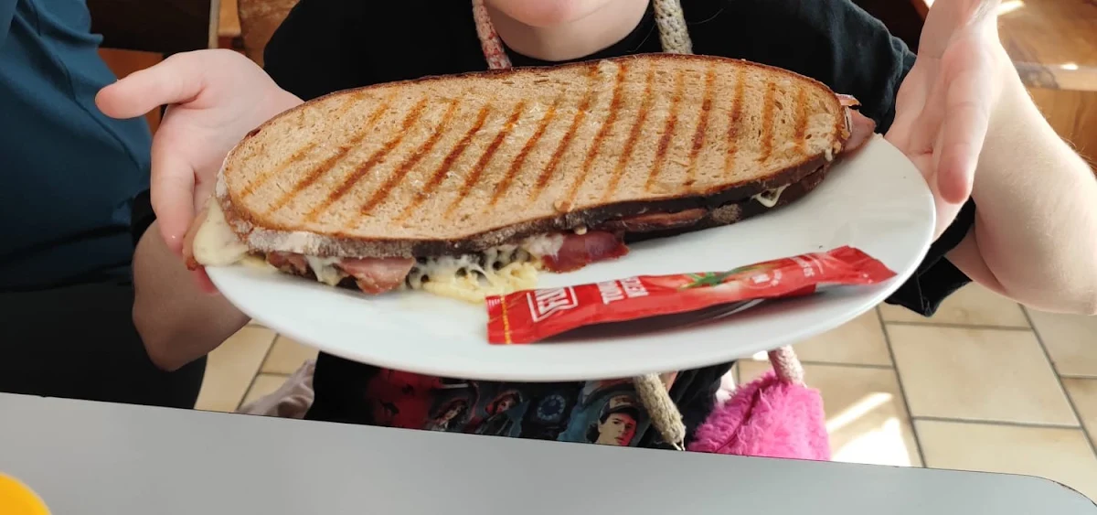 Überbackene Brot