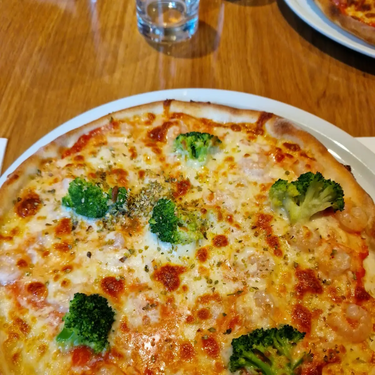 14 Pizza Krevetten Kase Broccolli