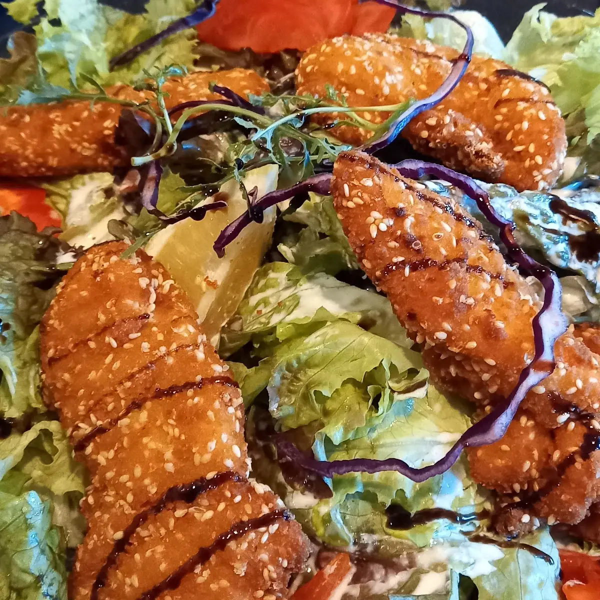 Hühnerstreifen Gebacken Mit Knackigem Salat