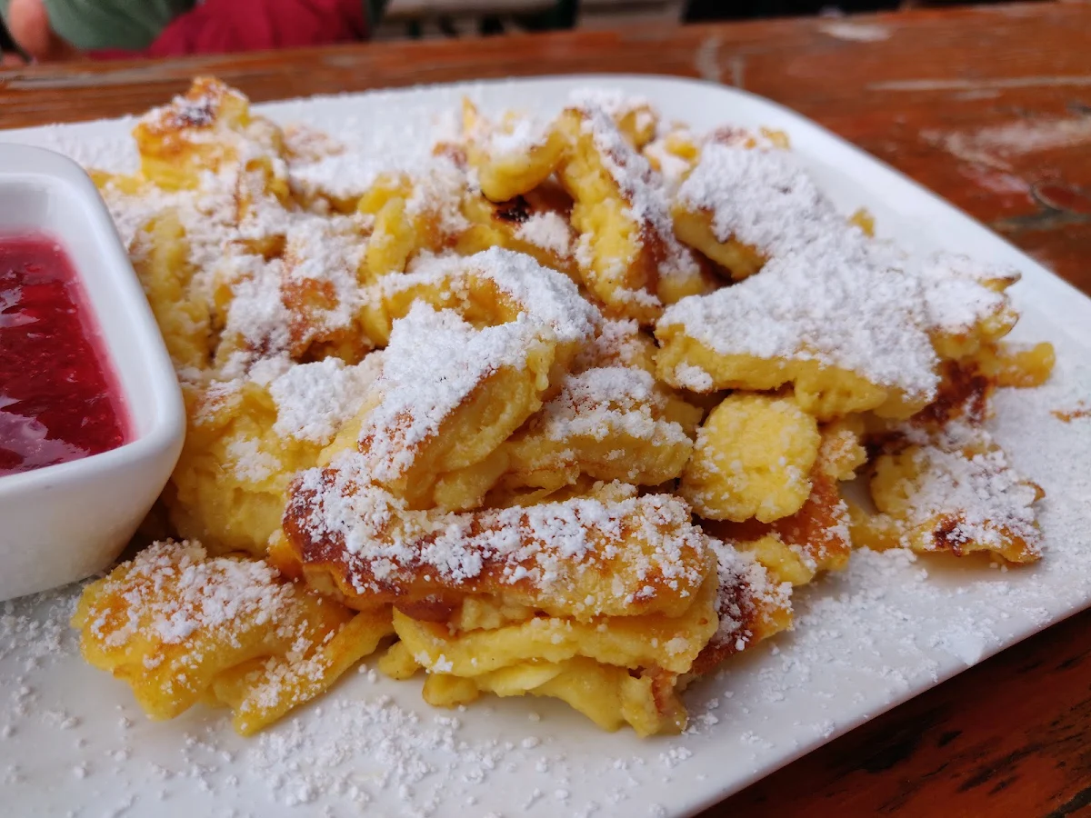 Kaiserschmarrn Und Kässpressknödel