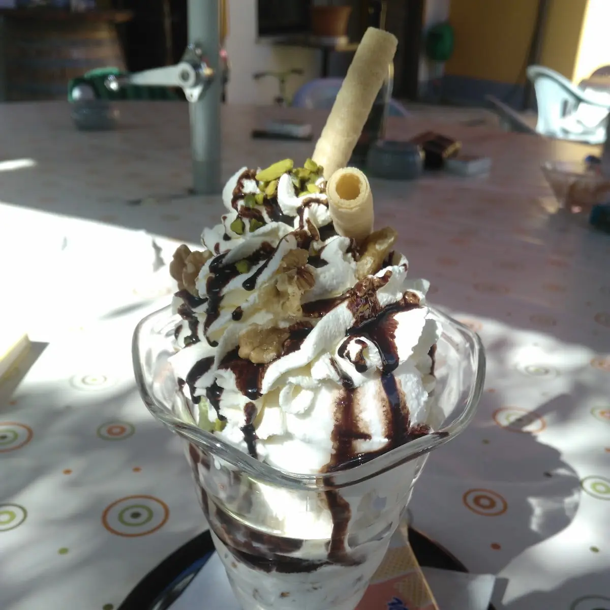 Nussbecher