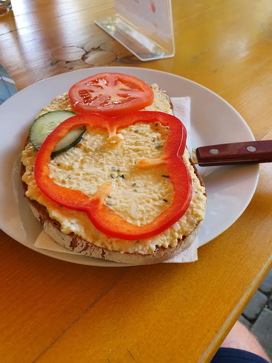 Eiaufstrich-brot