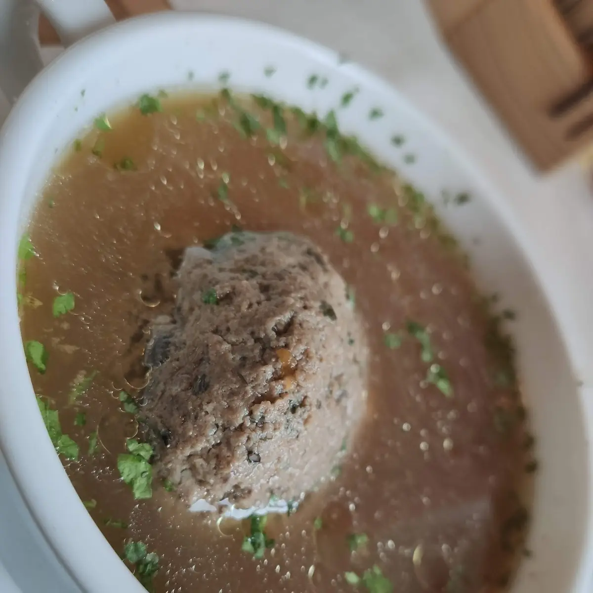 Leberknödelsuppe