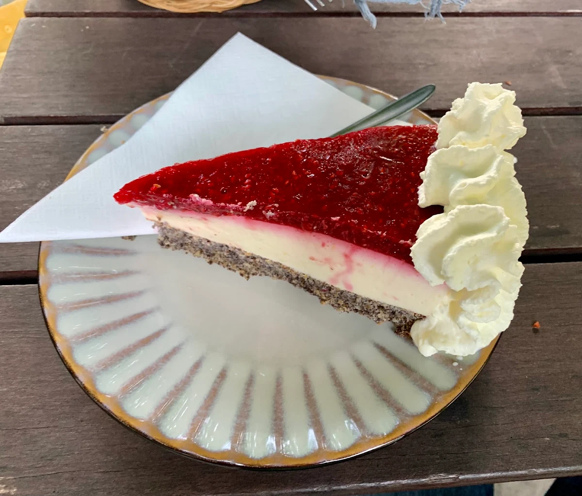 Mohn Himmbeertorte