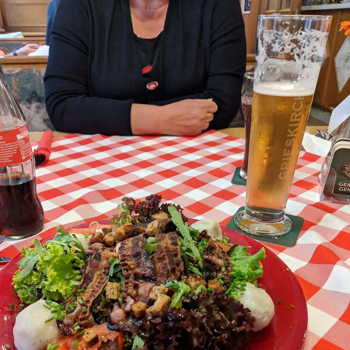 Haussalat Mit Grammelknödel