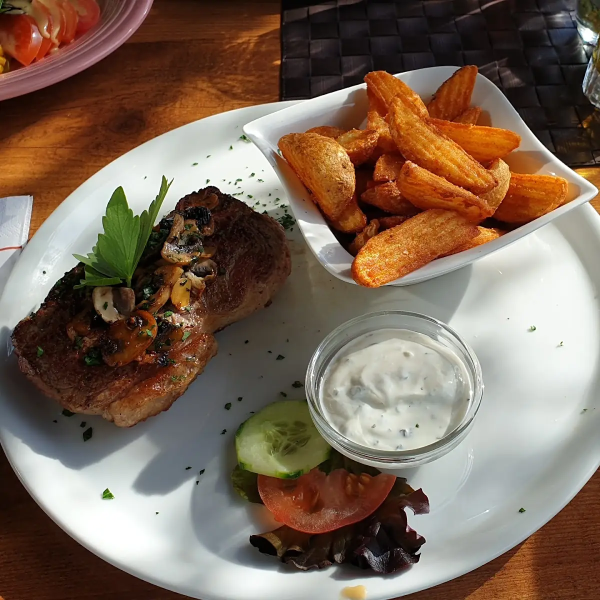 Sirloin Steak 300g Mit Wedges