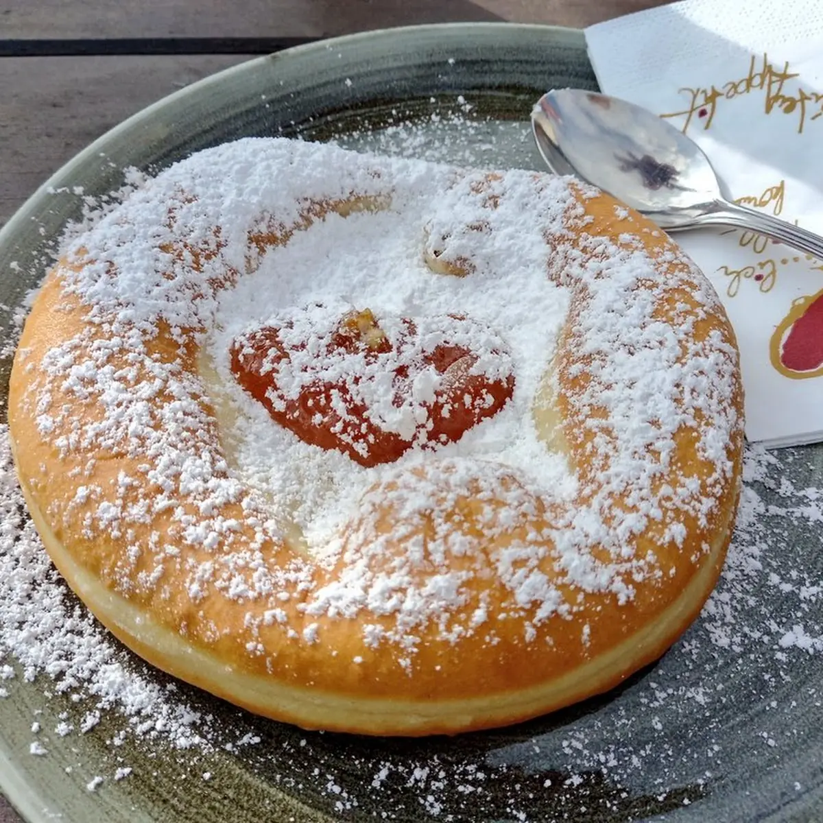 Bauernkrapfen Mit Marillenmarmelade