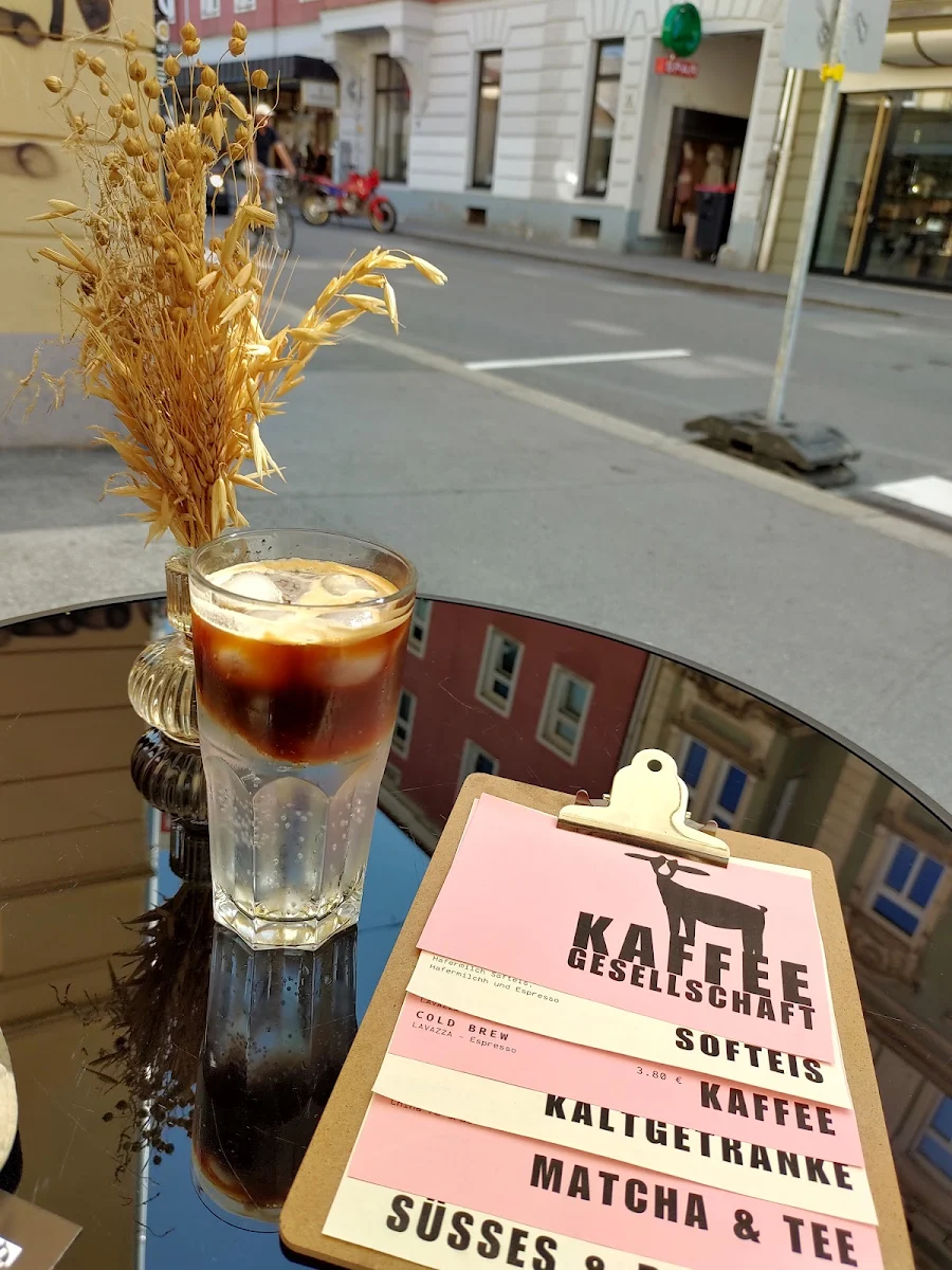 Espresso Tonic