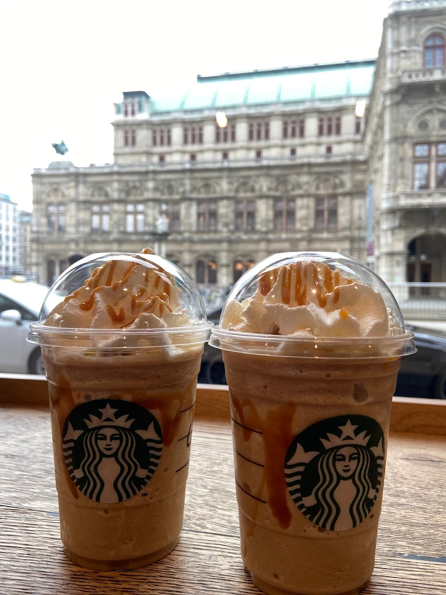 Iced Caramel Macchiato
