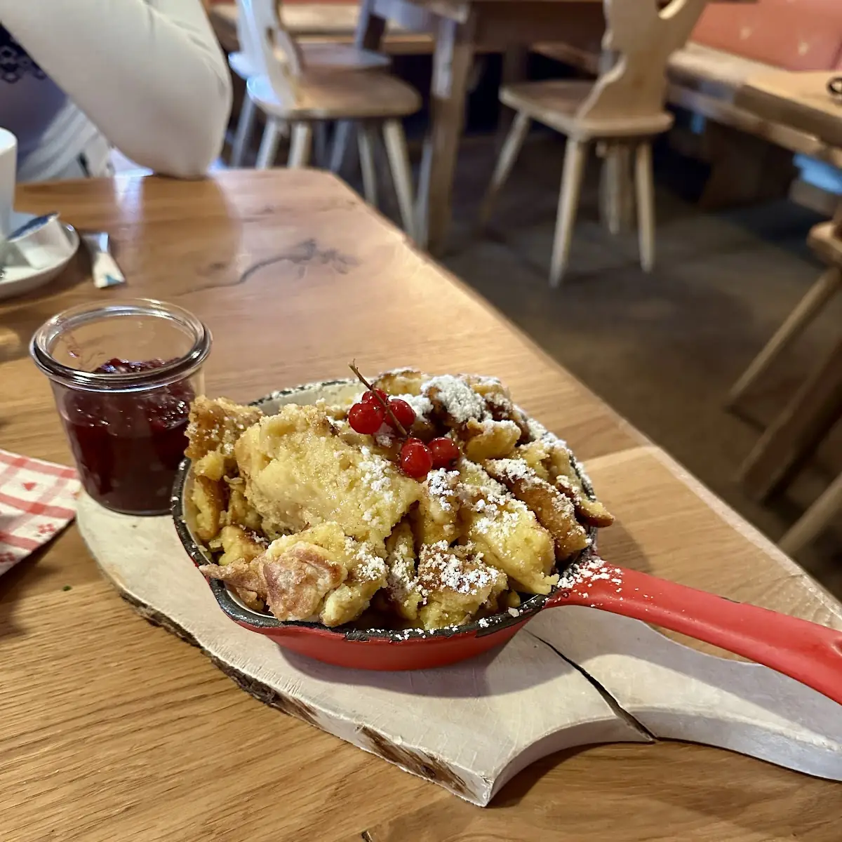 Kaiserschmarren Mit Preiselbeeren