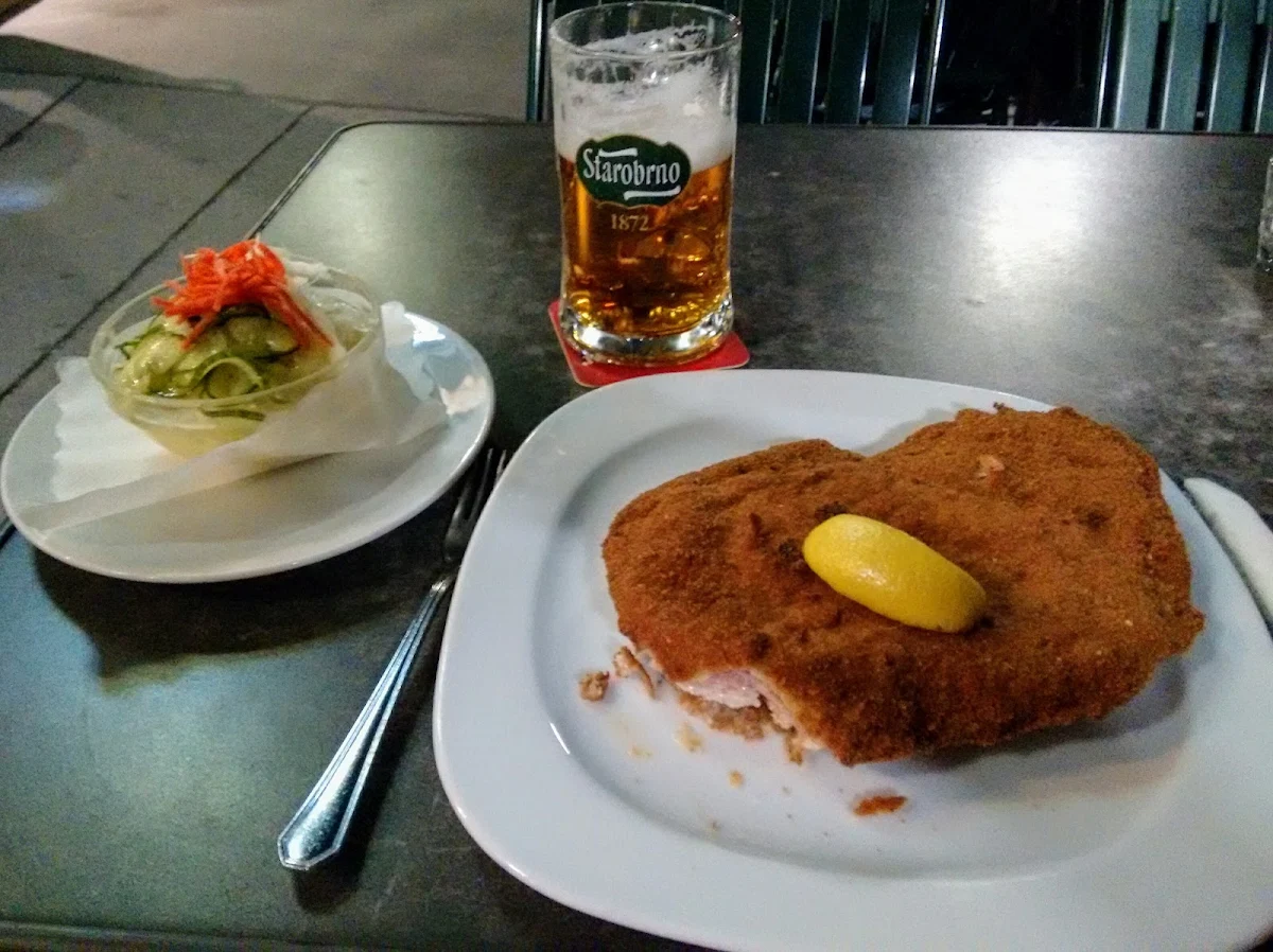 Cordon Bleu Mit Gemischtem Salat