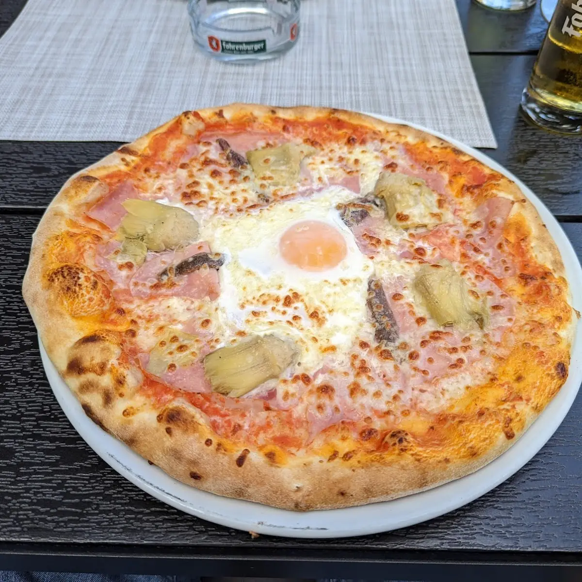 Pizza Della Casa