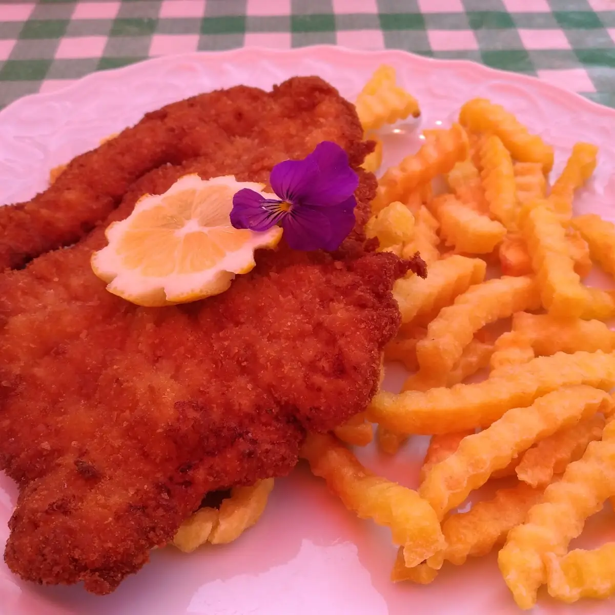 Gyerekmenű Rántott Szelet Hasábbal