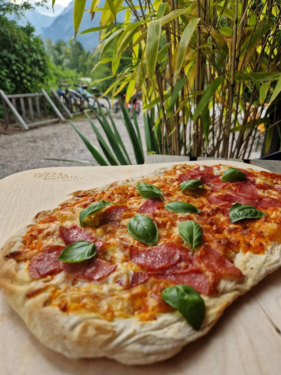 Pinsa Salami