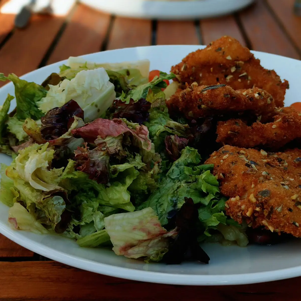 Backhendl Salat