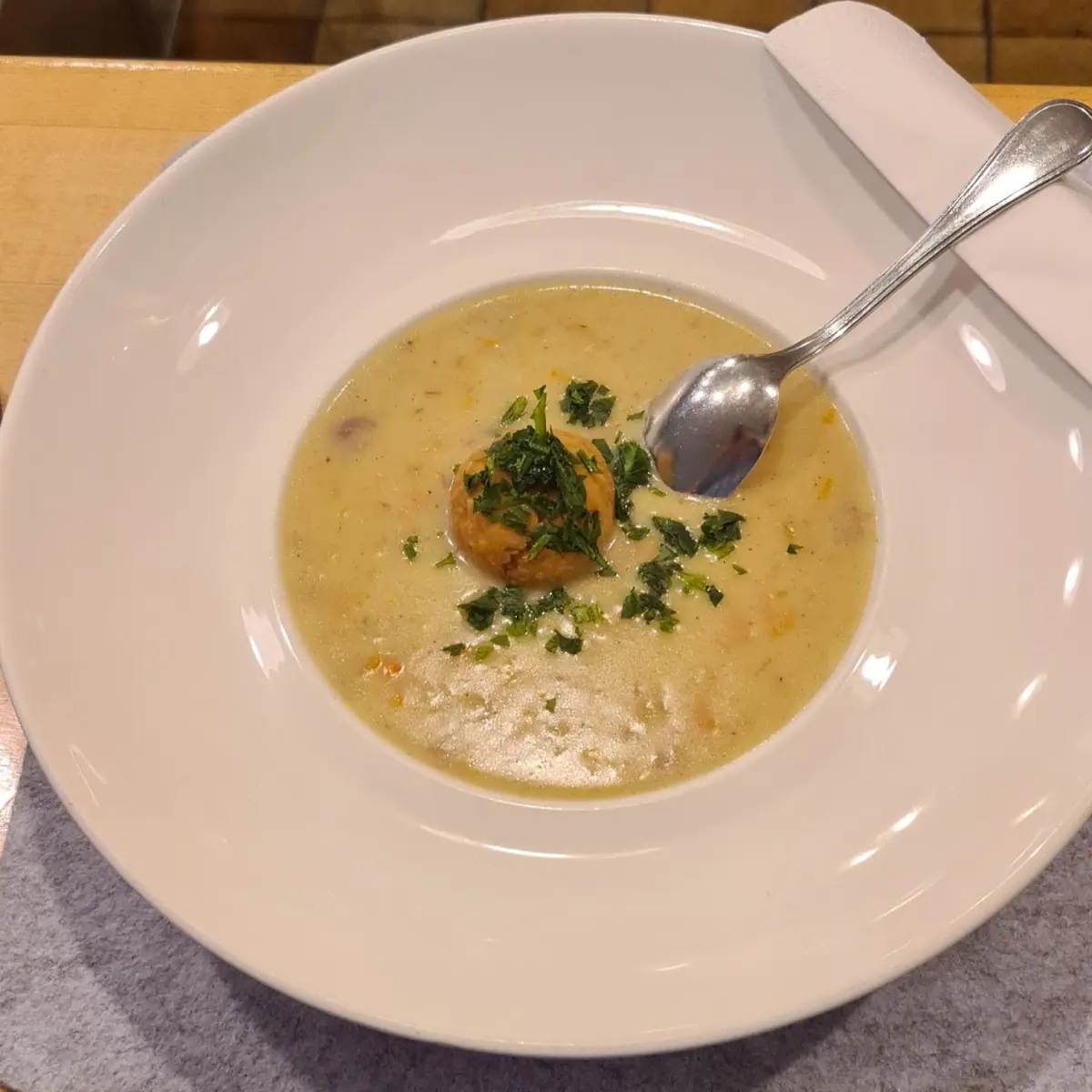 Gansleinbrenn Suppe