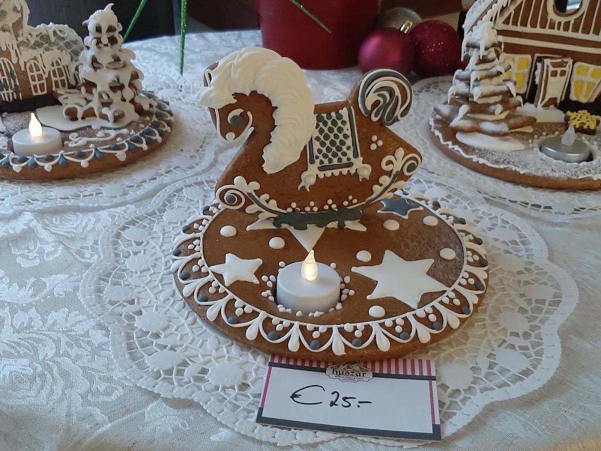 Handgemachter Lebkuchen Von Huszar
