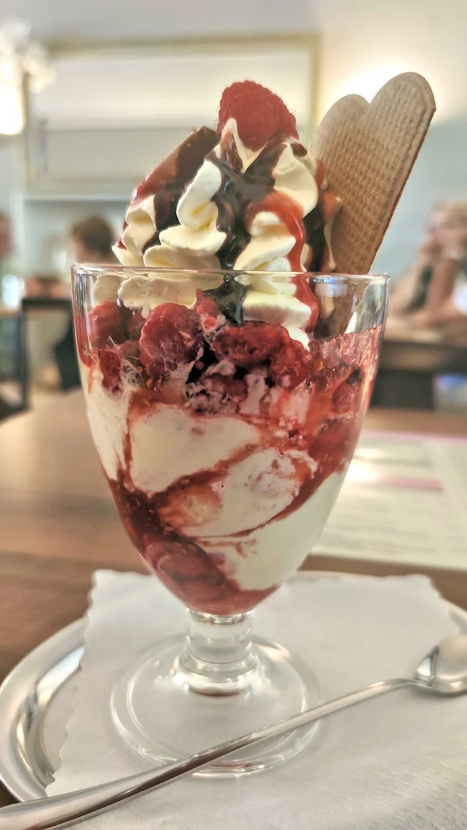 Himbeerbecher
