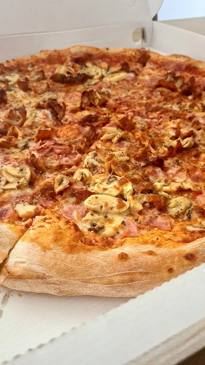 Familien Pizza