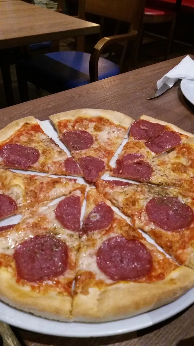 Salami Pizza