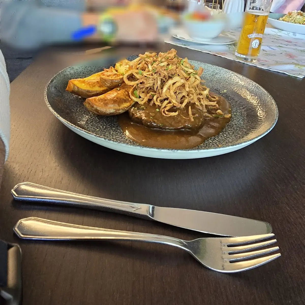 Zwiebel Rostbraten