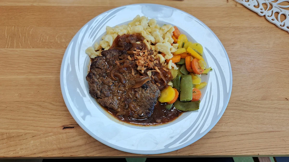 Mit Gemüse Und Spätzle