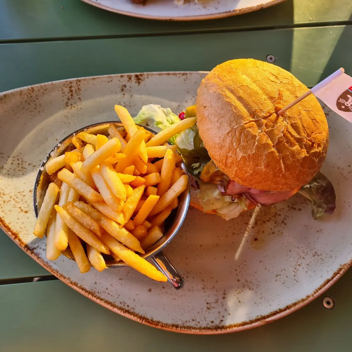 Pulled Rind Burger
