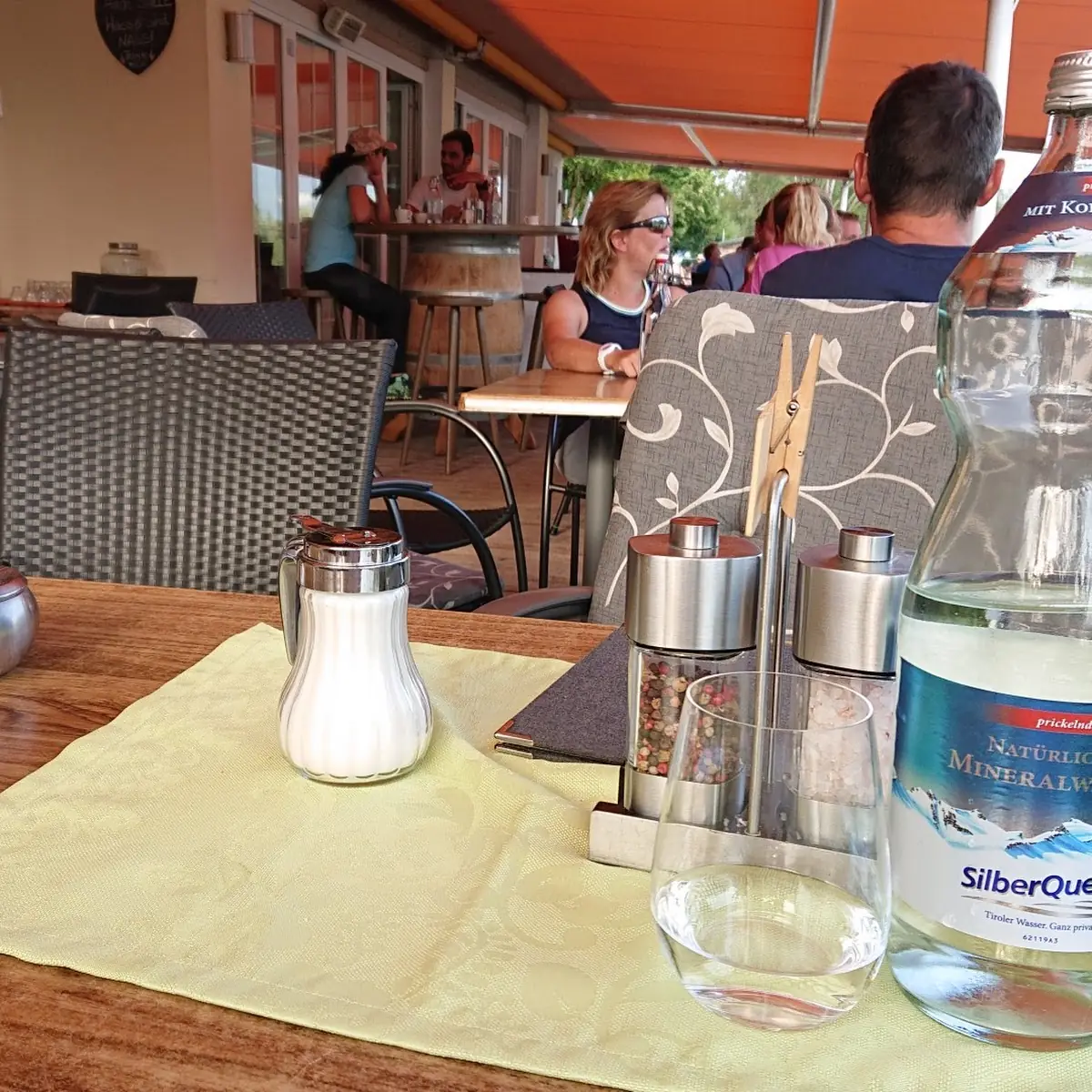 Cafe